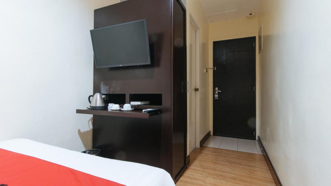 Reddoorz @ Gardenview Hotel Gtower Angeles Exterior foto