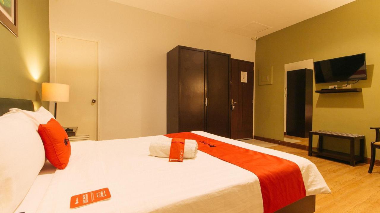 Reddoorz @ Gardenview Hotel Gtower Angeles Exterior foto