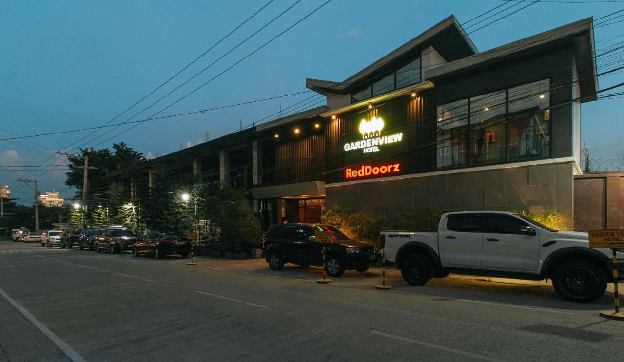 Reddoorz @ Gardenview Hotel Gtower Angeles Exterior foto