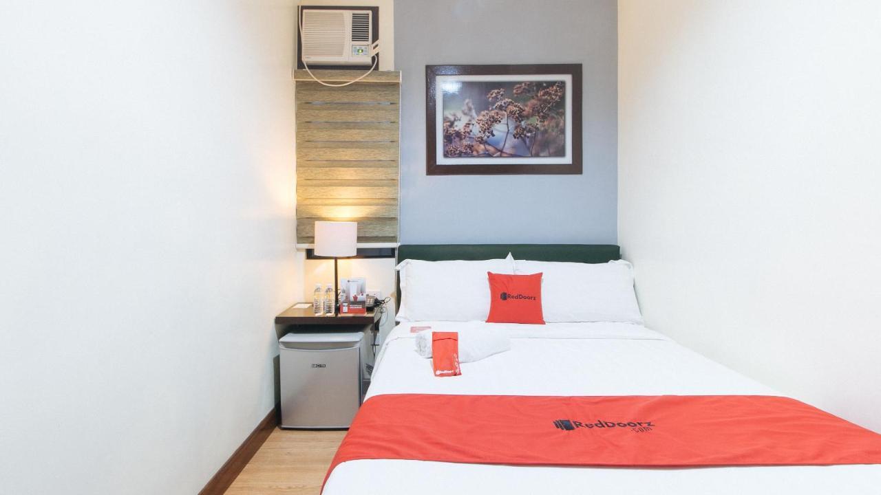 Reddoorz @ Gardenview Hotel Gtower Angeles Exterior foto