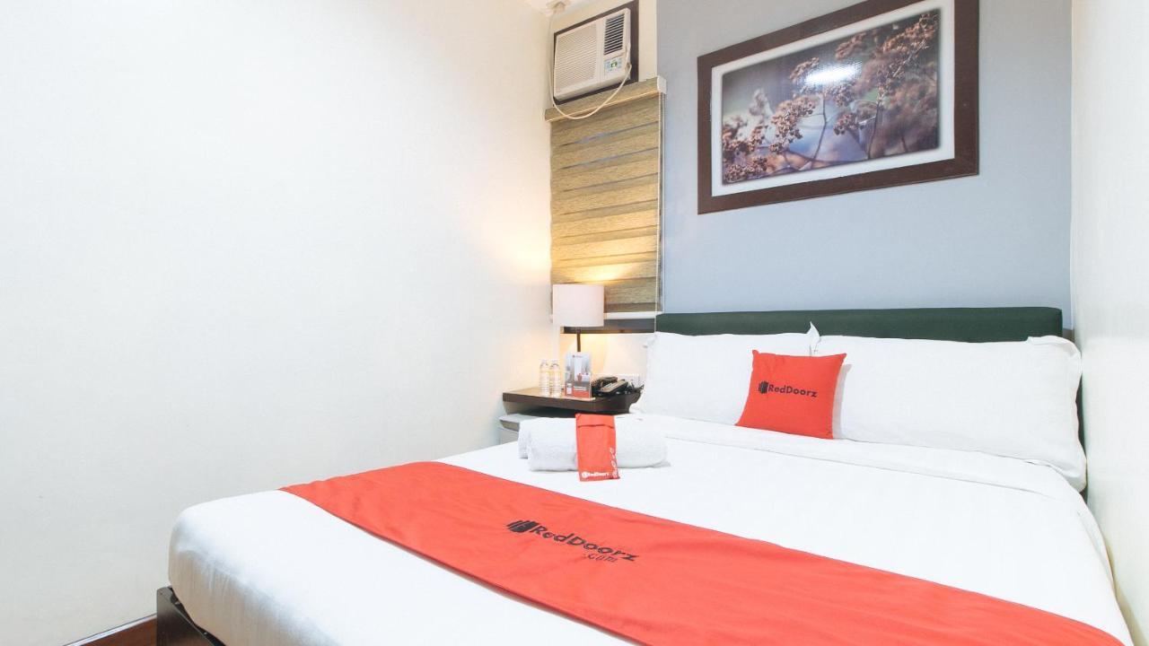 Reddoorz @ Gardenview Hotel Gtower Angeles Exterior foto